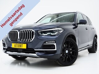 BMW X5 xDrive45e High Executive | Panoramadak | Luchtvering | Trekhaak | Head Up | Camera | Keyless