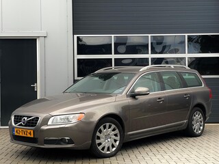 Volvo V70 1.6 T4 180pk Limited Edition | Leder | Xenon | Camera | Stoelverwarming | Trekhaak