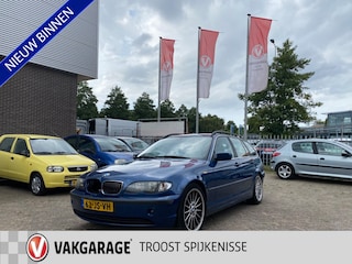 BMW 3-serie Touring 320i Executive,APK T/M 3-6-2026,Leder,Climate&Cruisecontrol,Trekhaak,Elektrischpakket,Achteruitrijsensoren,18 Inch Lmv