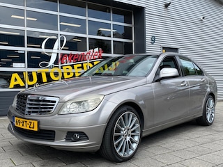 Mercedes-Benz C-klasse 200 K Design Edit. - AUTOMAAT I Navigatie I Airco I Xenon I PDC I Sport velgen 18 inch I NWE APK 03-2026