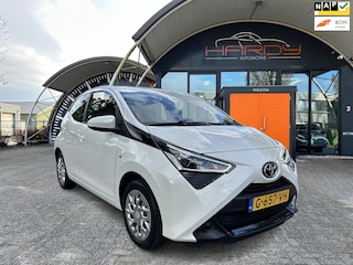 Toyota Aygo 1.0 VVT-i X-Play Limited Apple Carplay Rijklaarprijs!