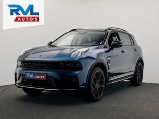 Lynk & Co 01 1.5 261PK Plug-in Hybrid Black pakket*Trekhaak * 360° Camera/Pano/dak Apple/Carplay Adaptive/Cruise