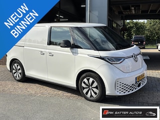 Volkswagen ID. Buzz 77 kWh 204 PK | 3 persoons | Virtueel dashbord| PDC | inklapbare trekhaak| Vierseizoens banden.