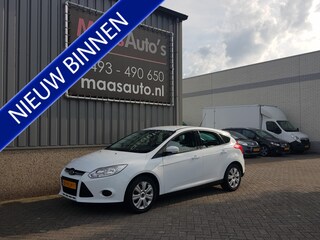 Ford Focus 1.6 TI-VCT Trend uitvoering airco 1e eigenaar !!!
