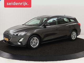 Ford Focus 1.0 EcoBoost Titanium | Trekhaak | Carplay | Navigatie | Keyless | Parkeerhulp | Climate control | Cruise control | Full LED