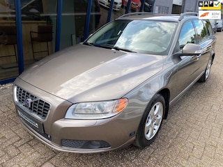 Volvo V70 2.5FT Momentum H.LEER / ECC / PDC / YOUNGTIMER