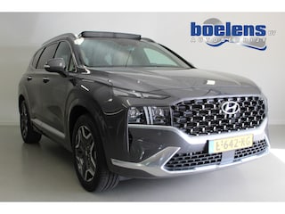 Hyundai Santa Fe 1.6 T-GDI PHEV Premium Plus Sky 7p. | 19'LMV | TREKHAAK | PANO-DAK | ACC | NAVI | CAMERA | LED | CARPLAY | KRELL |