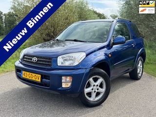Toyota RAV4 2.0-16V VVT-i Sol | 4x4 | Airco | 2e Eigenaar | PDC | 16" Velgen |