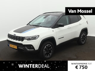 Jeep Compass 4xe 240 Plug-in Hybrid Electric Trailhawk | Navigatiesysteem | Achteruitrijcamera | Climate Control | LED | Lichtmetalen Velgen