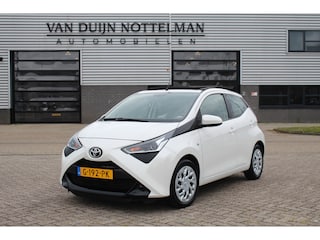 Toyota Aygo 1.0 VVT-i X-Play / Open dak / Carplay / Automaat
