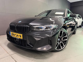 BMW 3-serie Touring 330e M-SPORT BLACK-LINE 19'' FACELIFT/V-COCPIT/DAB/CARPLAY/STOEL-M/LED/CAM///
