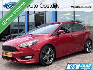 Ford Focus 1.0 ST-Line 125PK Afn. Trekhaak Carplay Voorruitverwarming Parkeersensoren Navi 18" Velgen 1ste Eigenaar *Dealer Onderhouden*
