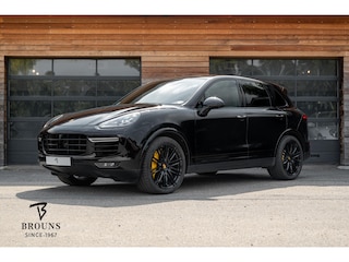 Porsche Cayenne 4.8 Turbo S 570pk | Porsche Approved tot 06.2027 | Standverw | el.Trekh | PCCB | ACC | PDCC