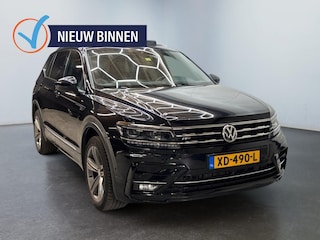 Volkswagen Tiguan 1.4 TSI 3x R-Line | Elektrische trekhaak | 7-persoons | Pan