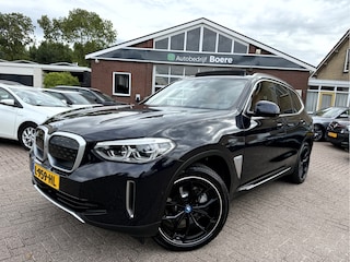 BMW iX3 High Executive 80 kWh Panoramadak, 360 Camera, Trekhaak, Harman/Kardon