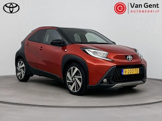 Toyota Aygo 1.0 VVT-i S-CVT Envy | Navigatie | Apple Carplay / Android Auto | Adaptive Cruise | Clima | Camera | 18 inch