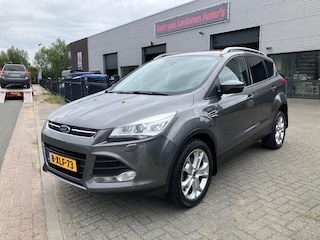 Ford Kuga 1.6 Titanium NAVI , CAMERA , PARKEERHHULP , EL ACHTERKLEP