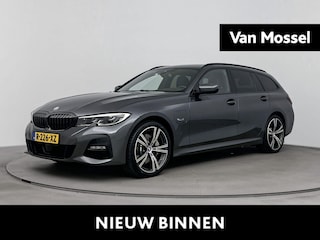 BMW 3-serie Touring 330e xDrive High Executive | Panoramadak | Achteruitrijcamera | Cruise Control | Stoelverwarming | Navigatie |
