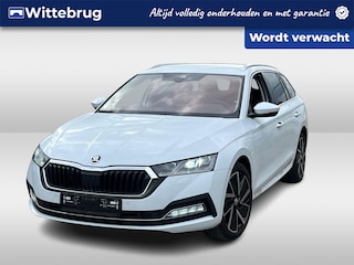 Skoda Octavia Combi 1.4 TSI iV PHEV 204pk STYLE DSG Automaat / Navigatie / LM 18 inch / LED / Park Assist / Camera / Head up display