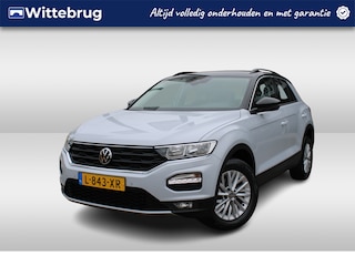Volkswagen T-Roc 1.0 TSI 110pk Style / Navigatie by APP / LM 16 inch / Airco / Parkeersensoren
