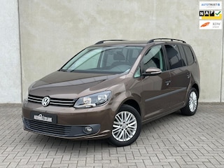 Volkswagen Touran 1.2 TSI 7P Carplay Stoelverw Ketting vervangen