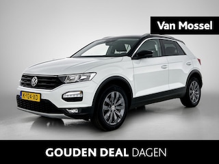 Volkswagen T-Roc 1.5 TSI Style Business 150 PK | Automaat | Navigatie | Parkeersensoren | Stoelverwarming | Stoelpakket | Adaptive Cruise Control | Apple Carplay | Android Auto | Privacy glas |