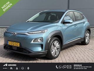 Hyundai Kona EV Comfort 39 kWh / Eerste Eigenaar / 3 Fase Laden / 100% SOH / Adaptive Cruise / Achteruitrij Camera / Navigatie / Keyless /