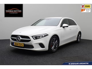 Mercedes-Benz A-klasse 200 Premium 2018 Camera | Lederen bekleding | Stoelverwarming | Cruise control | Navigatie | LED | Lichtmetaal | Digitaal dashboard | PDC | Bluetooth