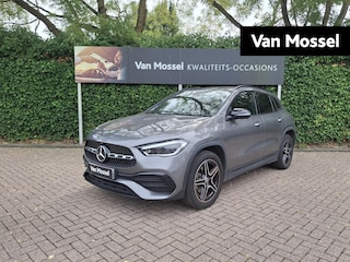 Mercedes-Benz GLA 250 e AMG Line | PANO-SCHUIFDAK | 360 CAMERA | NAVIGATIE | APPLE CARPLAY / ANDRIOD AUTO | HEAD UP DISPLAY | ELEKTRISCHE STOELEN MET GEHEUGEN EN VERWARMING |  KEYLESS ENTRY & START |
