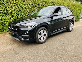 BMW X1 SDrive18i Advantage Automaat