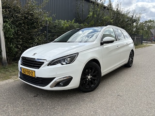 Peugeot 308 SW 1.2 PureTech Blue Lease Premium / NAVI / CRUISE / AIRCO / PANORAMADAK