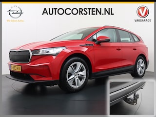 Skoda Enyaq iV 60 180pk Trekhaak Apple Carplay Android Auto Cruise Control Camera Navi Led Lmv 19" PDC 3-zone-Ecc Stoel+Bank-Verwarmd Keyless Rijstrooksensor Virtual Cockpit Bluetooth Park-assist memory Connected services 1e Eigenaar Nieuwprijs €48.450,- Trekgewicht 1.000kg Accu-Garantie tot 13-02-2031 /160.000km
