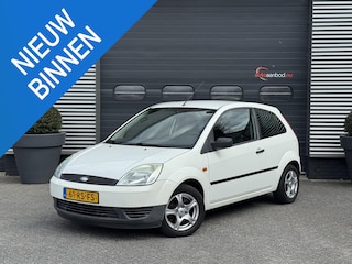 Ford Fiesta 1.3 Ambiente APK T/M 7-26 | Lichtmetalen Velgen | Elektrische Ramen | Bijgeluid Stuurbekrachtiging