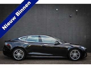 Tesla Model S 85D Base Net binnen; Jouw droomauto?