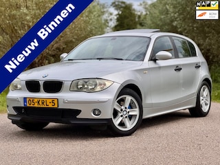 BMW 118i High Executive Automaat Clima Stoelverwarming Navi van A/Z Onderhouden
