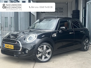 Mini Mini 2.0 60 Years Edition | AUTOMAAT | HEAD-UP DISPLAY | LEDER | SCHUIF/KANTELDAK | CARPLAY/ANDROID | CAMERA | HARMAN/KARDON | NAVI | CRUISE CONTROL | PDC V+A | CLIMATE CONTROL | LMV 17'' | STOELVERWARMING | LED | BLUETOOTH