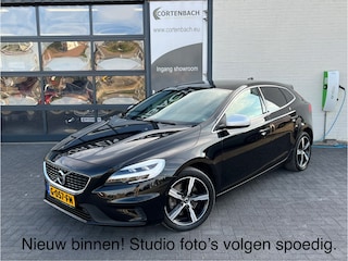 Volvo V40 1.5 T3 Polar+ Sport | R-design | Harman Kardon | Trekhaak.afnb | Keyless | Cruise control |