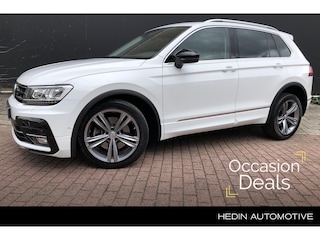 Volkswagen Tiguan 2.0 TSI 4Motion Highline Business R Panoramadak | Trekhaak | Winterpack | Navigatie