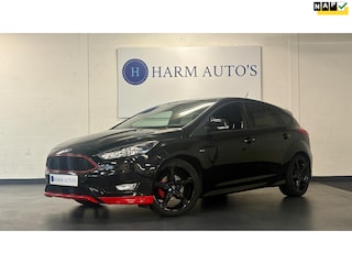 Ford Focus 1.0 ST-Line 125pk Navi / Carplay / PDC / Clima / '18'