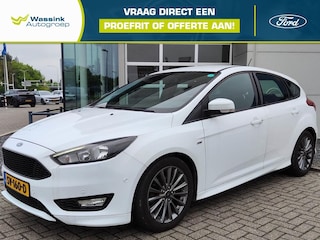 Ford Focus 1.0 EcoBoost 125pk 5-deurs ST Line | Navigatie | Carplay | Parkeersensoren