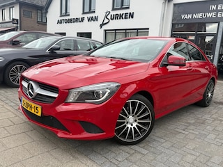Mercedes-Benz CLA 180 Ambition, Navigatie,L.M.Velgen,Parkeersensoren,Cruise control,Halfleren bekleding