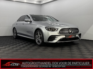 Mercedes-Benz E-klasse 300 de AMG Line Leder, 360 Camera, Navi, Sfeerverlichting, Stoelverwarming, Cruise control adaptief