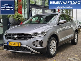 Volkswagen T-Roc 1.0 TSI Life | Navigatie | Digitaal dashboard | Adapt. Cruise Control | Parkeersensoren | Licht metalen velgen