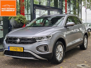 Volkswagen T-Roc 1.0 TSI Life | Navigatie | Digitaal dashboard | Adapt. Cruise Control | Parkeersensoren | Licht metalen velgen