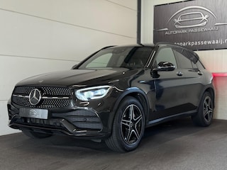 Mercedes-Benz GLC 200 AMG 4MATIC Pano, Virtual Cockpit, Sfeerverlichting, Cruise Control, Trekhaak, Apple Carplay