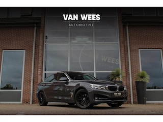 BMW 3-serie GT 330i F34 Executive Sport-Line Facelift | 252 pk | Automaat | Camera | Trekhaak | LED | PDC | Sportstuur | Navi | Sportstoelen | 2e eigenaar | 18 inch |