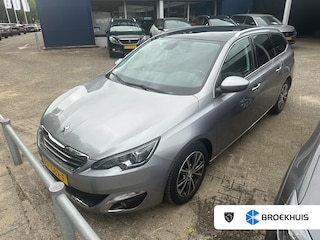 Peugeot 308 SW 1.2 PureTech Allure | Audio installatie | Bandenspanningscontrolesysteem | Buitenspiegels elektrisch verstel- en verwarmbaar
