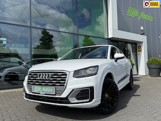 Audi Q2 30 TFSI Sport * Keyless * Stoelverwarming * PDC 2X