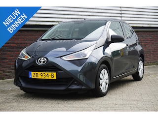 Toyota Aygo 1.0 VVT-i x-fun/1e Eigenaar/Goed onderhouden/LED/ Rijklaarprijs.
