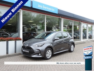 Toyota Yaris 1.5 Hybrid 115 Active (NIEUW) - ACC | Camera | Carplay | Stole/stuurverw. | PDC v+a